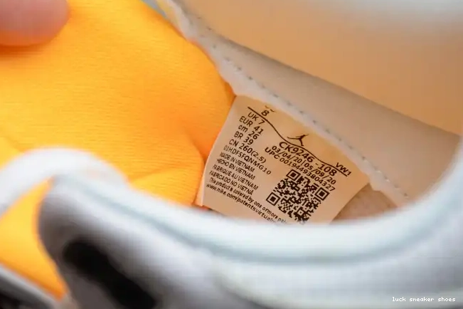 Cheap LUCY (W) LASER JORDAN 3 RETRO ORANGE CK9246-108 AIR 0607